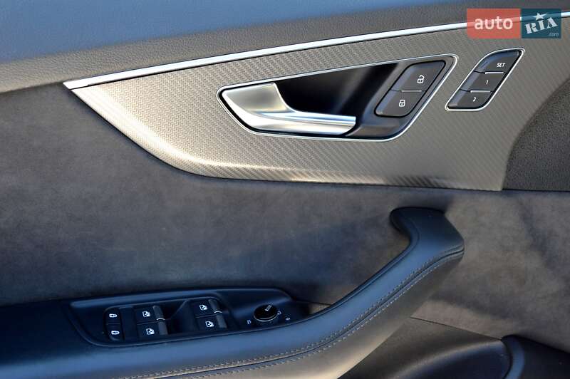 Внедорожник / Кроссовер Audi RS Q8 2021 в Одессе фото 23 Внедорожник / Кроссовер Audi RS Q8 2021 в Одессе