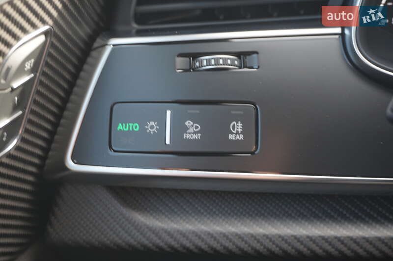 Позашляховик / Кросовер Audi RS Q8 2020 в Одесі