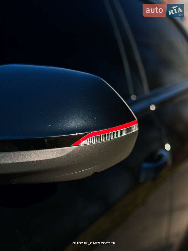 Внедорожник / Кроссовер Audi RS Q8 2025 в Днепре