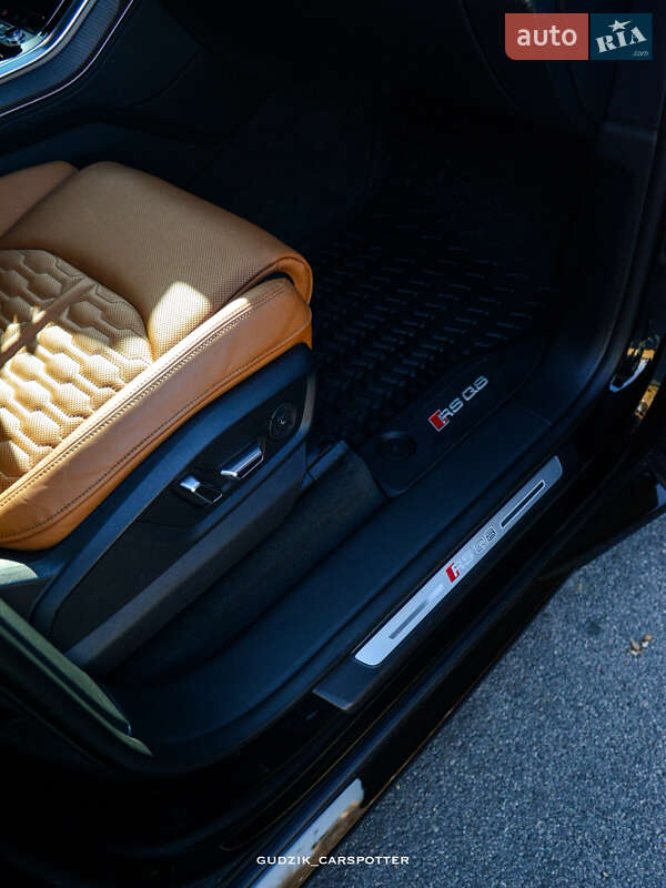 Внедорожник / Кроссовер Audi RS Q8 2025 в Днепре