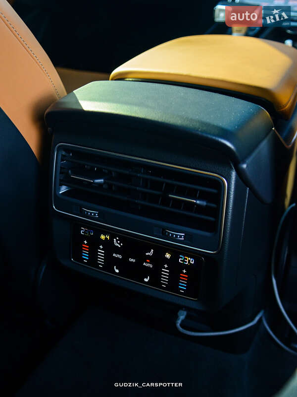 Внедорожник / Кроссовер Audi RS Q8 2025 в Днепре