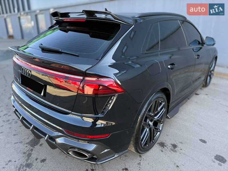 Внедорожник / Кроссовер Audi RS Q8 2025 в Киеве