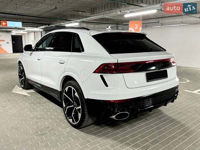 Внедорожник / Кроссовер Audi RS Q8 2021 в Киеве