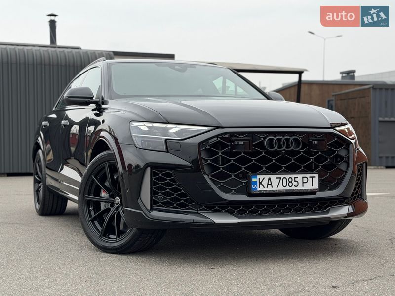 Внедорожник / Кроссовер Audi RS Q8 2025 в Киеве