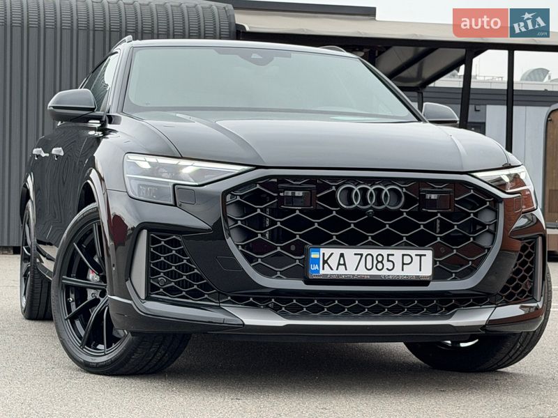 Внедорожник / Кроссовер Audi RS Q8 2025 в Киеве