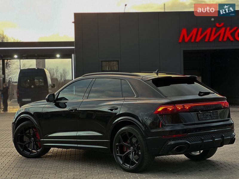 Позашляховик / Кросовер Audi RS Q8 2025 в Києві