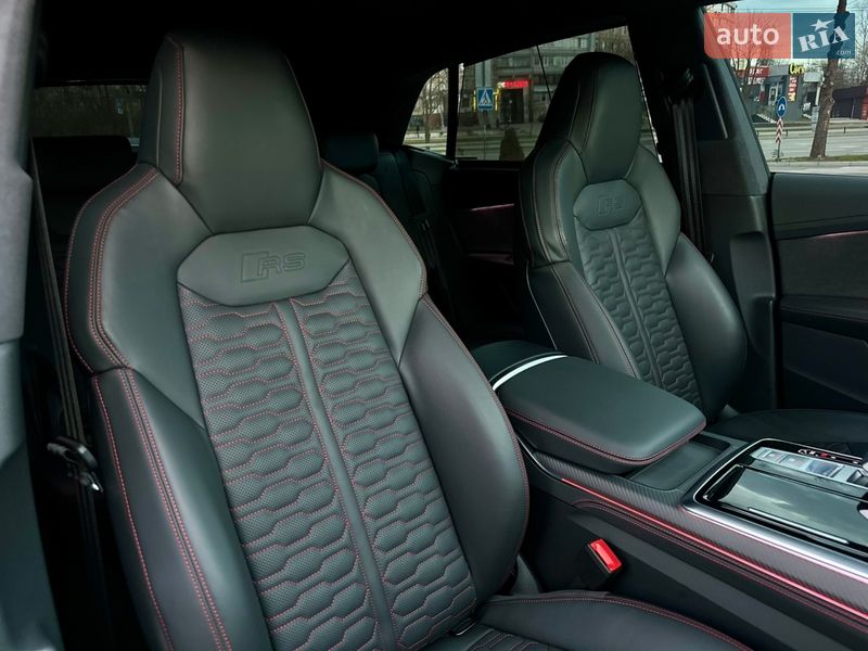 Позашляховик / Кросовер Audi RS Q8 2025 в Києві