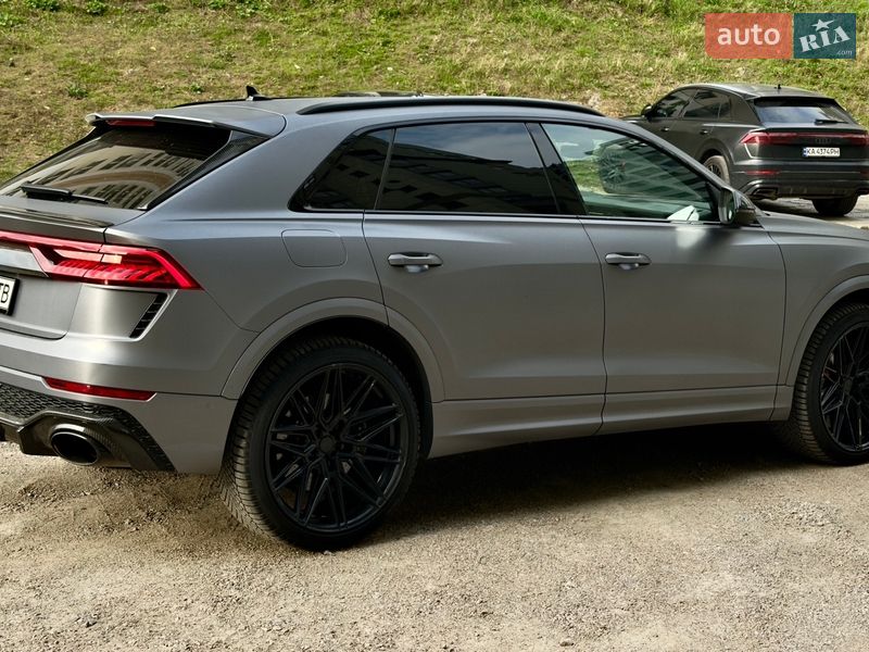 Позашляховик / Кросовер Audi RS Q8 2020 в Києві