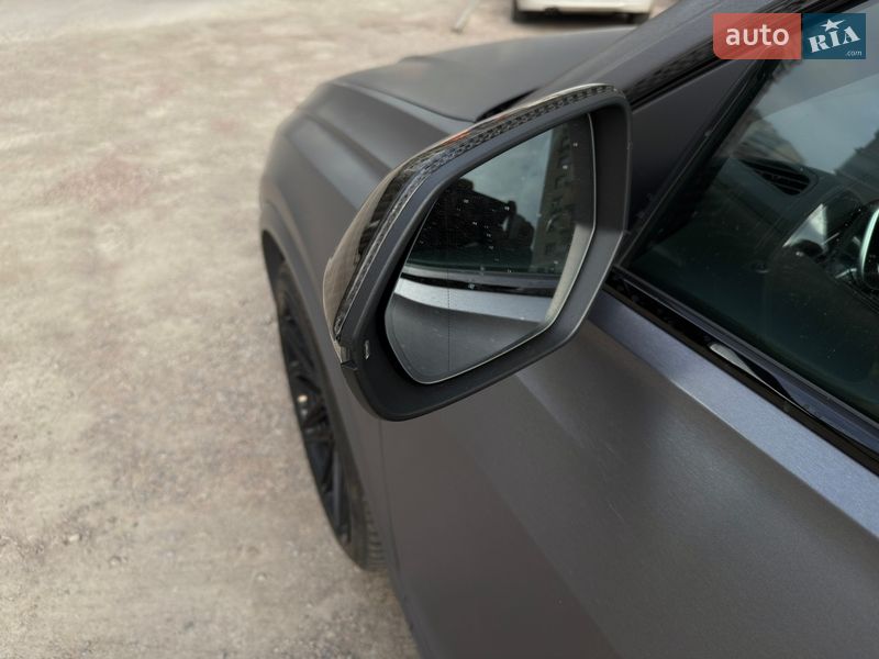 Позашляховик / Кросовер Audi RS Q8 2020 в Києві