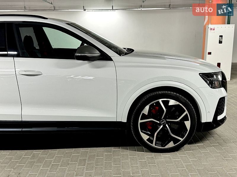 Внедорожник / Кроссовер Audi RS Q8 2021 в Днепре