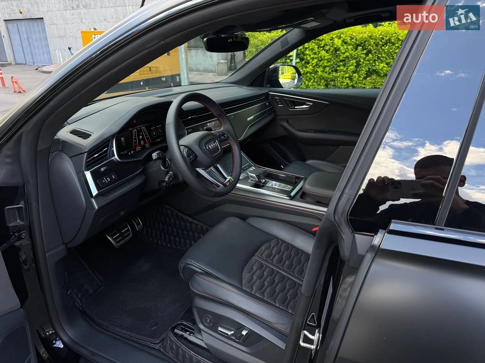 2023 Audi RS Q8 - мініатюра 18
