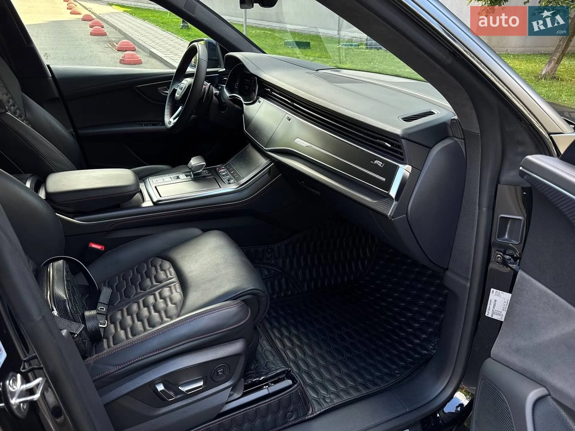 2023 Audi RS Q8 - мініатюра 34
