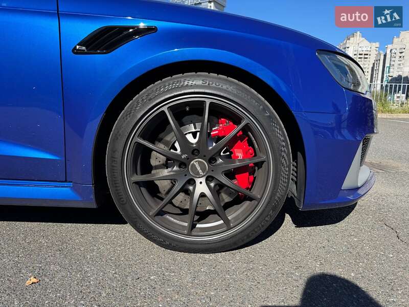 Хетчбек Audi RS3 Sportback 2016 в Києві