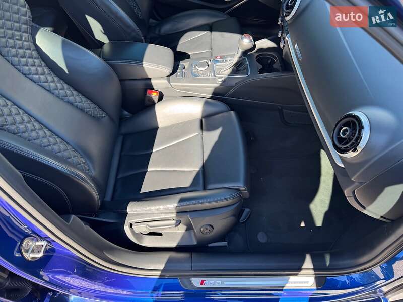 Хетчбек Audi RS3 Sportback 2016 в Києві