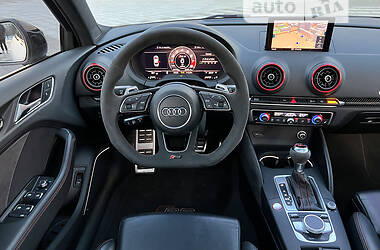 Седан Audi RS3 2017 в Киеве