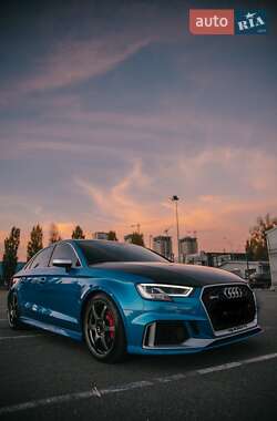 Седан Audi RS3 2017 в 