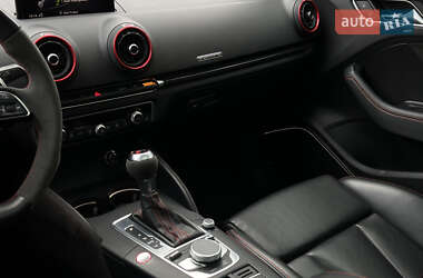 Седан Audi RS3 2018 в 