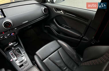 Седан Audi RS3 2015 в 