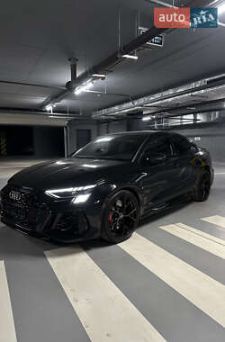Седан Audi RS3 2022 в 