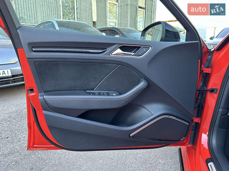 Седан Audi RS3 2017 в Одессе