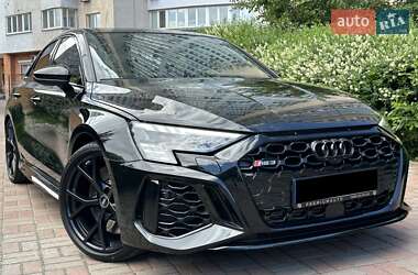 Седан Audi RS3 2021 в Киеве