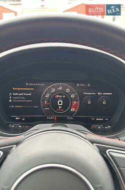 Седан Audi RS3 2018 в 