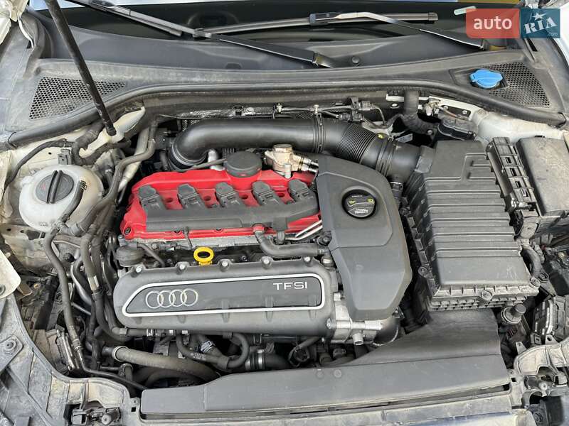 Хетчбек Audi RS3 2016 в Києві