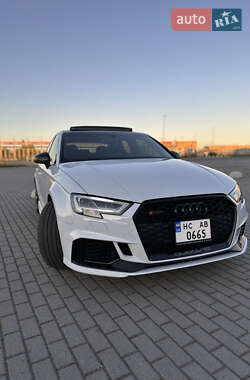 Седан Audi RS3 2017 в 