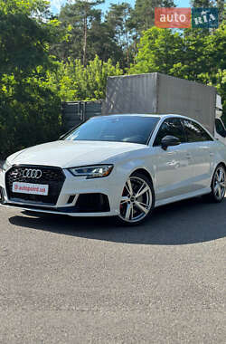 Седан Audi RS3 2018 в 