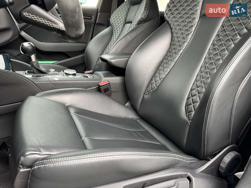 Хетчбек Audi RS3 2016 в Києві