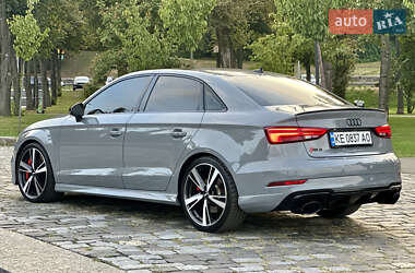 Седан Audi RS3 2020 в 
