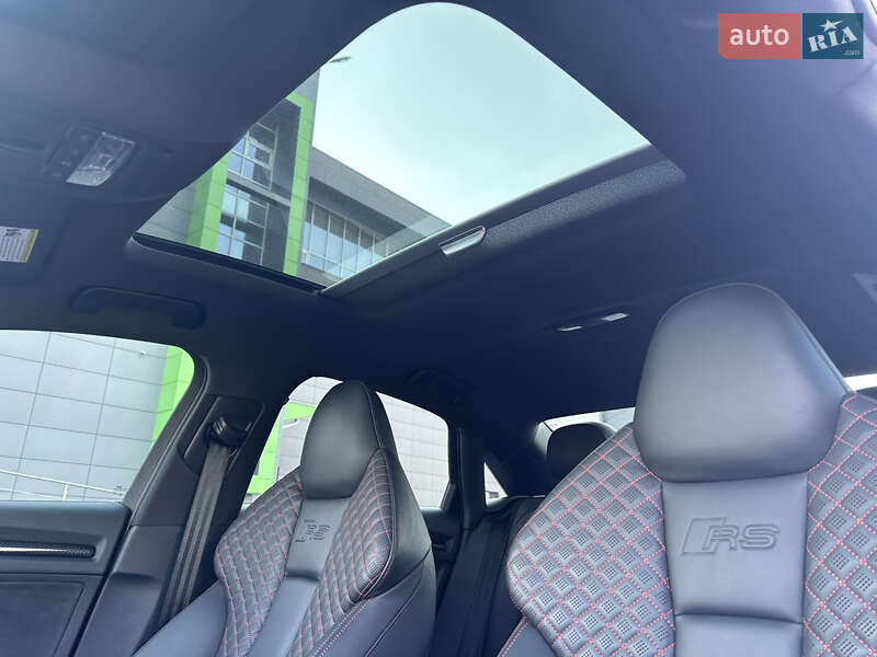 Седан Audi RS3 2017 в Киеве фото 23 Седан Audi RS3 2017 в Киеве