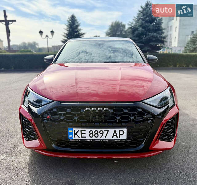 Седан Audi RS3 2022 в Кам'янському