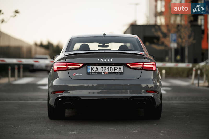 Седан Audi RS3 2017 в Києві фото 5 Седан Audi RS3 2017 в Києві
