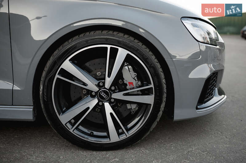 Седан Audi RS3 2017 в Києві фото 9 Седан Audi RS3 2017 в Києві