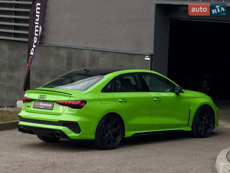 Седан Audi RS3 2024 в Харькове