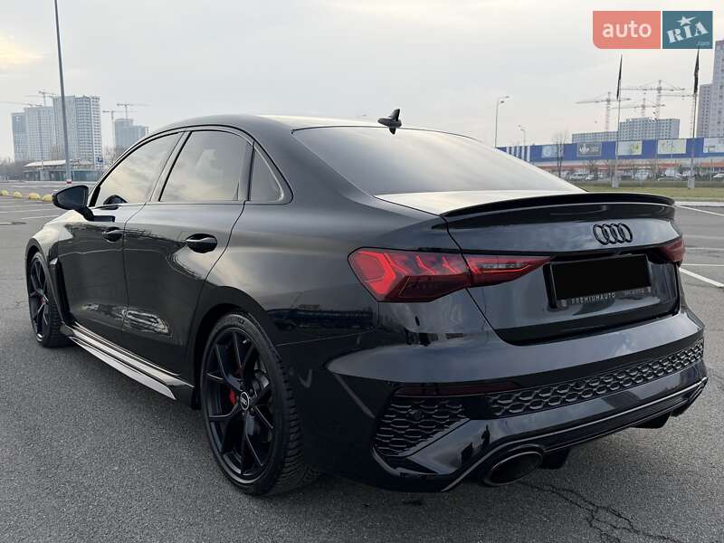Седан Audi RS3 2021 в Киеве фото 10 Седан Audi RS3 2021 в Киеве