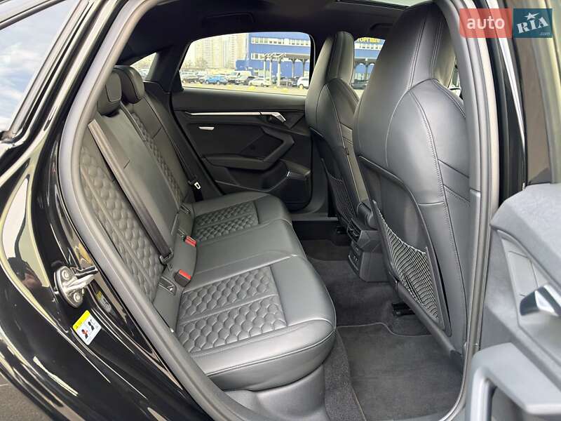 Седан Audi RS3 2021 в Киеве фото 19 Седан Audi RS3 2021 в Киеве