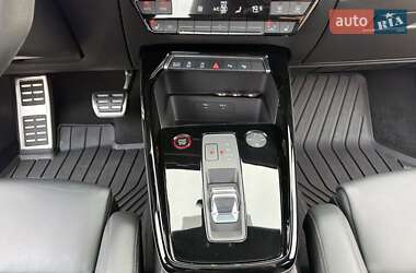Седан Audi RS3 2021 в Киеве