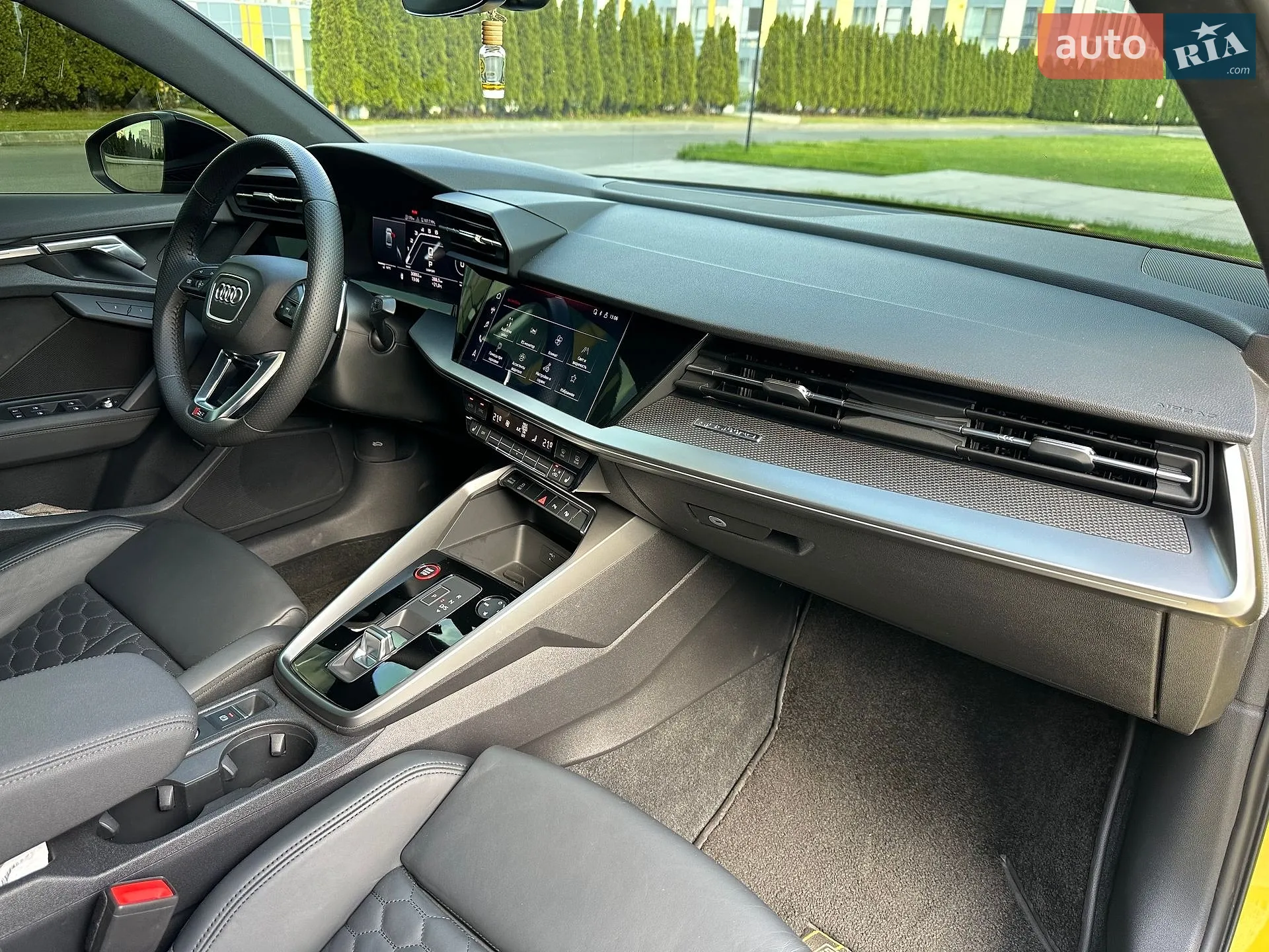 2022 Audi RS3 - мініатюра 33
