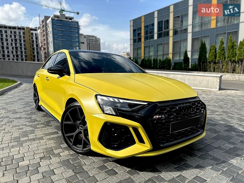 Седан Audi RS3 2022 в Днепре