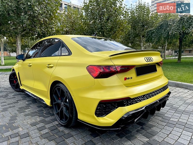 Седан Audi RS3 2022 в Днепре