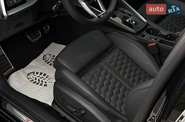 Седан Audi RS3 2022 в Умані