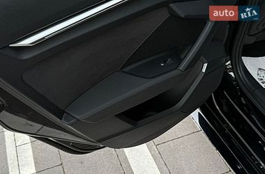 Седан Audi RS3 2022 в Умані