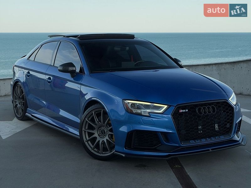 Седан Audi RS3 2017 в Одессе фото Седан Audi RS3 2017 в Одессе