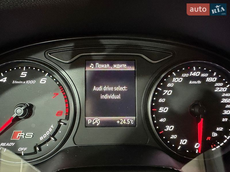 Седан Audi RS3 2016 в Киеве