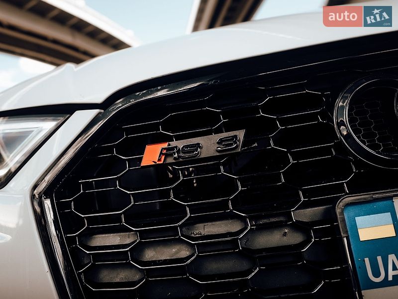 Седан Audi RS3 2017 в Киеве
