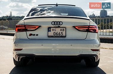 Седан Audi RS3 2017 в Киеве