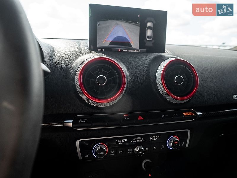 Седан Audi RS3 2017 в Киеве