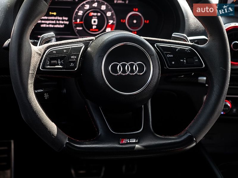 Седан Audi RS3 2017 в Киеве
